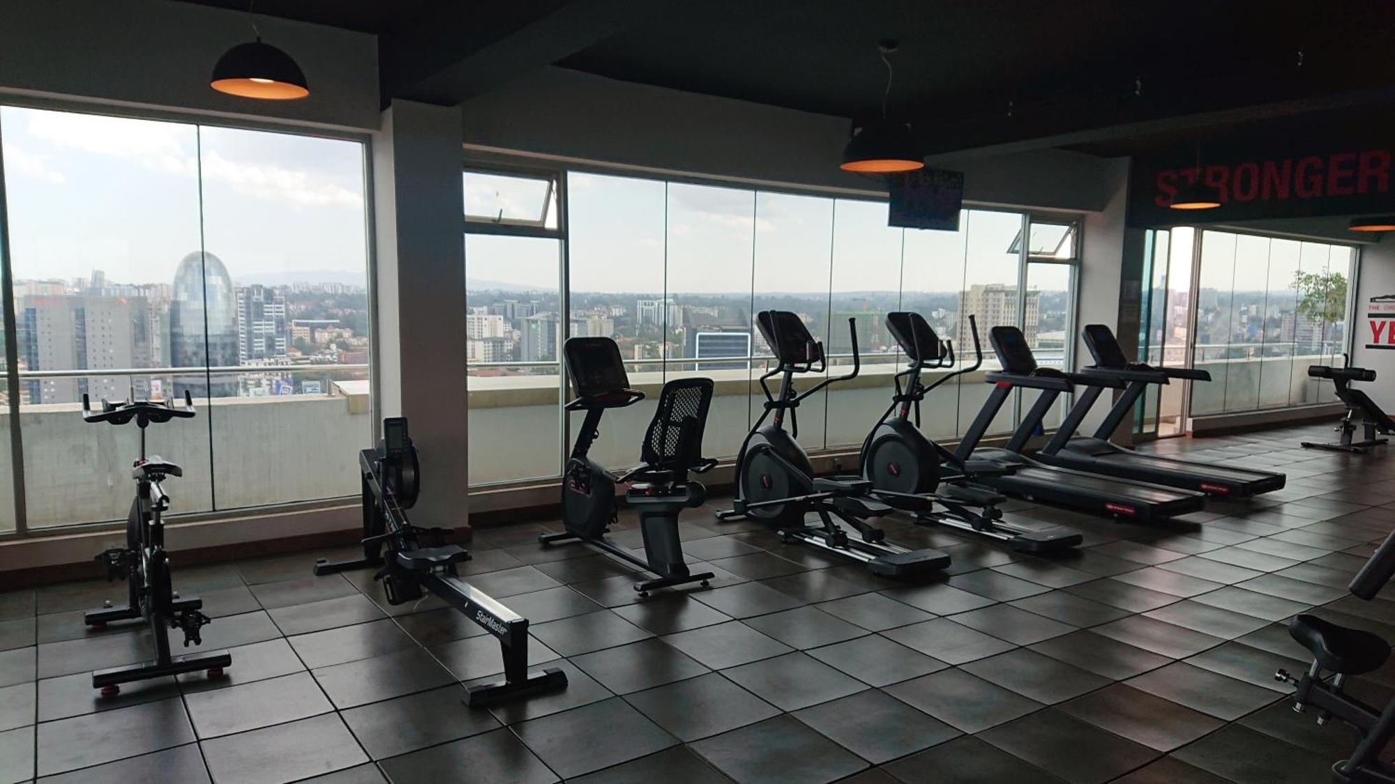 Luxury Skynest With Gym And Pool In Westlands Lägenhet Nairobi Exteriör bild
